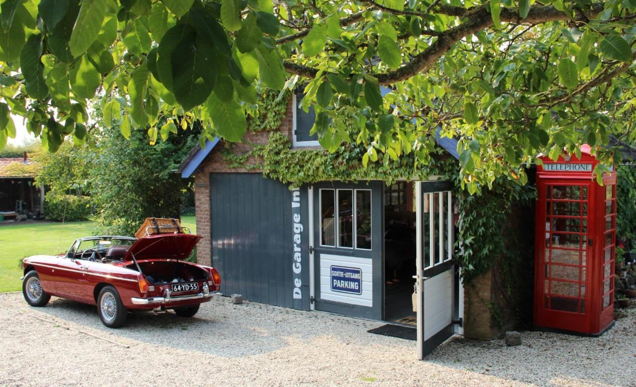 Hank Holiday Cottage De Garage Inn المظهر الخارجي الصورة