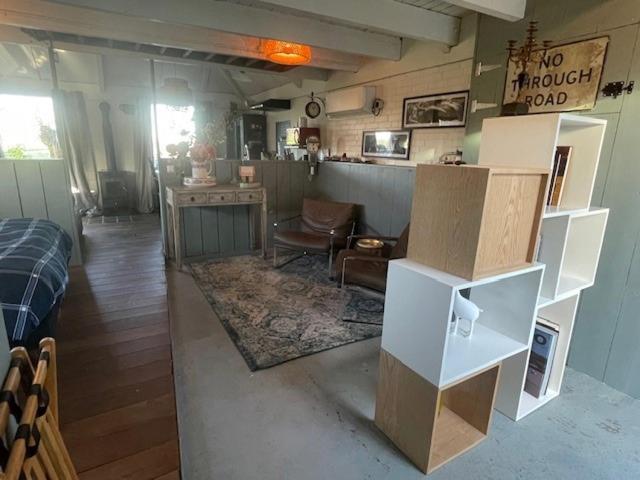 Hank Holiday Cottage De Garage Inn المظهر الخارجي الصورة